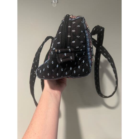 Black and Floral Vintage Vera Bradley Quilted Hand Bag - Picture 2 of 5